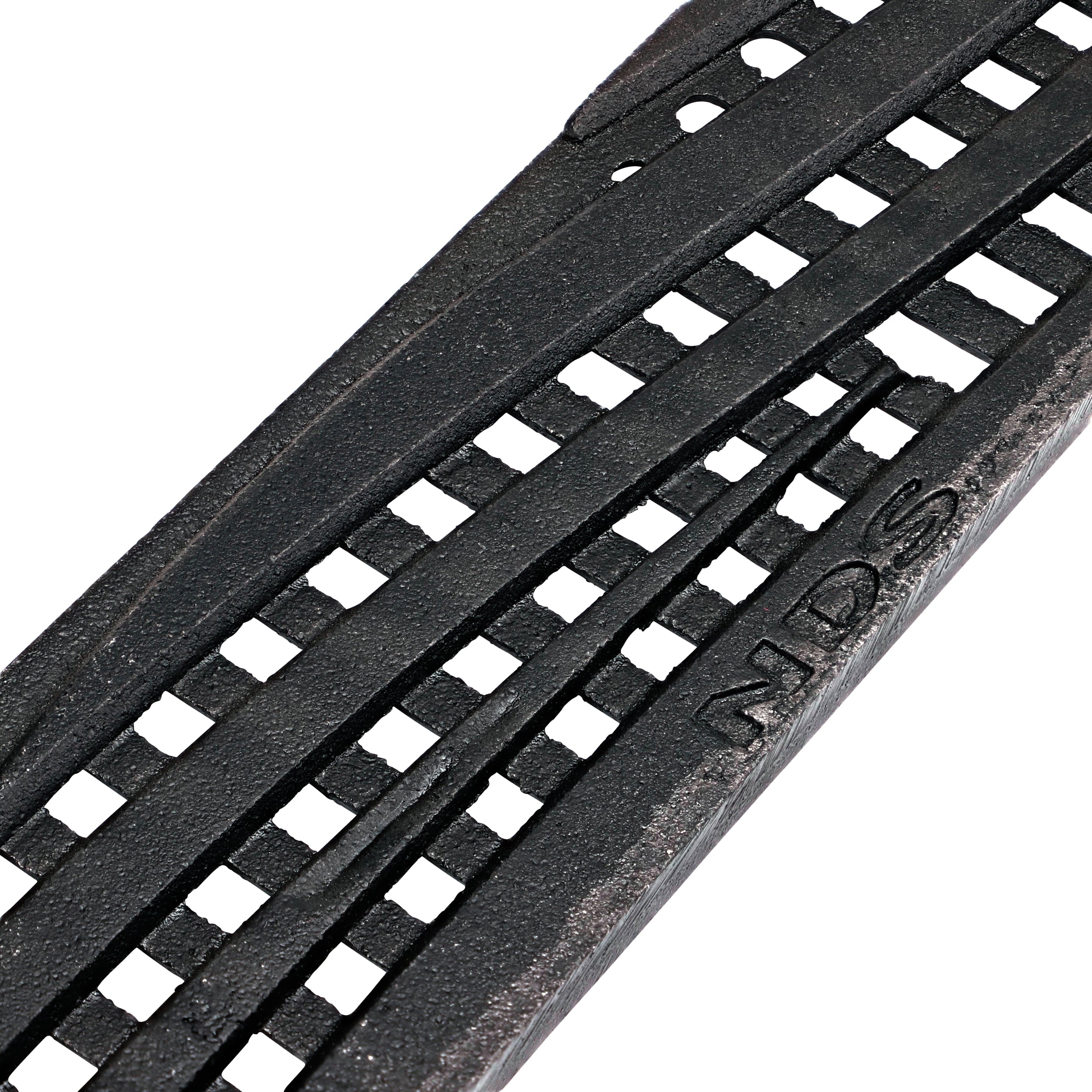 NDS 555 - 3FT Wave Grate - Black